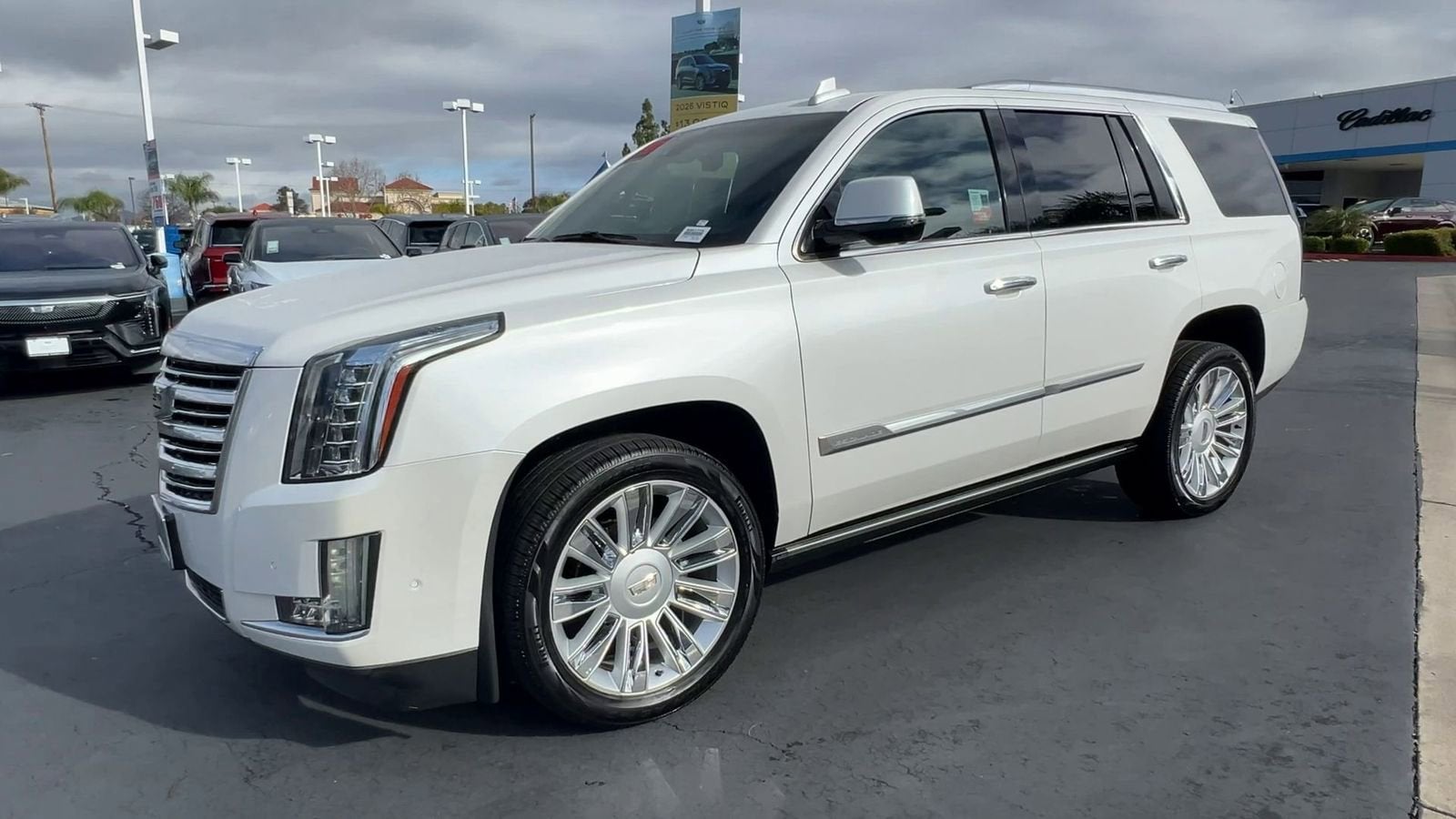 2017 Cadillac Escalade Platinum