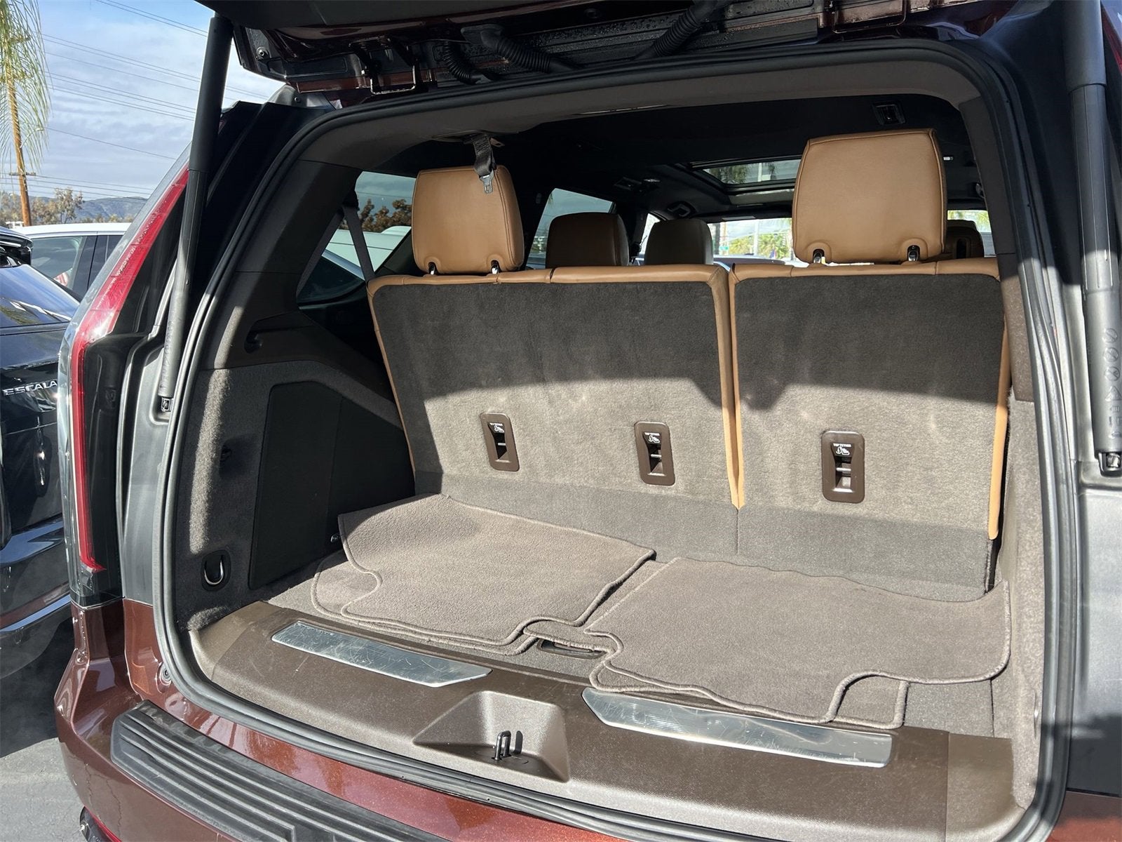 2023 Cadillac Escalade Sport