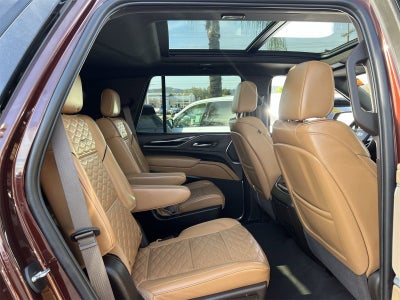 2023 Cadillac Escalade Sport