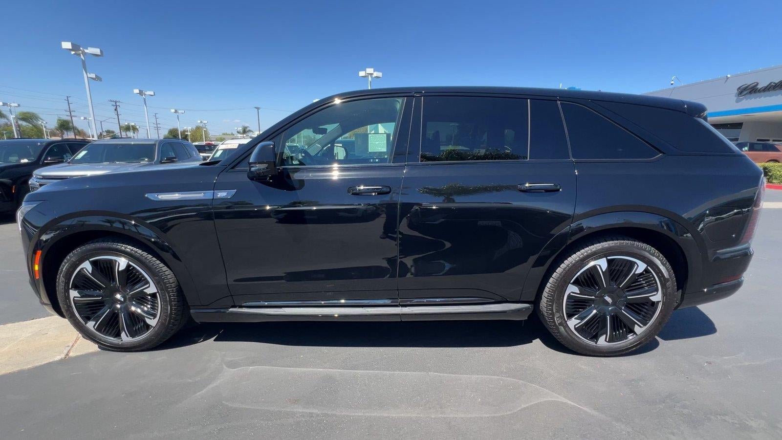 2025 Cadillac ESCALADE IQ Sport 2