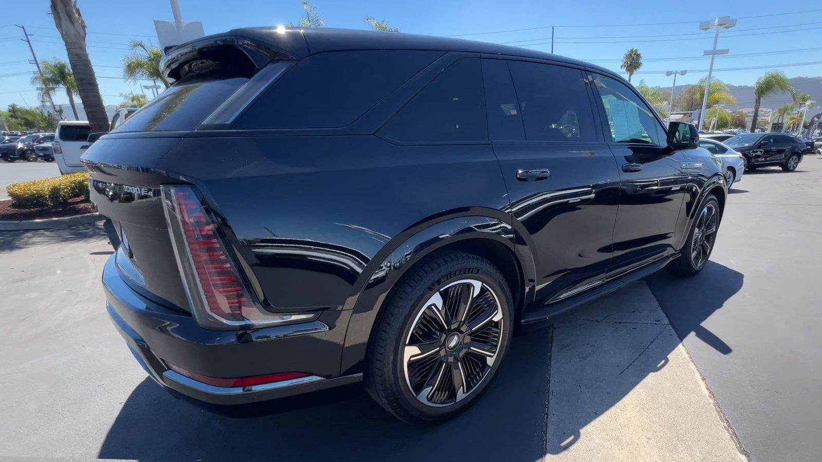 2025 Cadillac ESCALADE IQ Sport 2