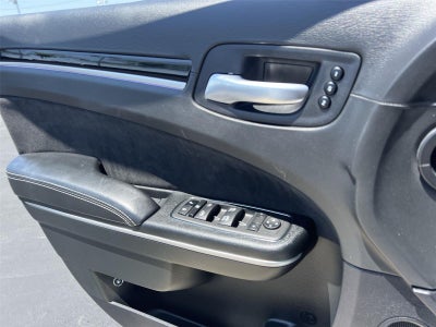 2023 Chrysler 300 300C