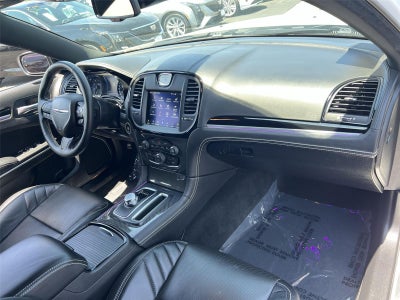 2023 Chrysler 300 300C