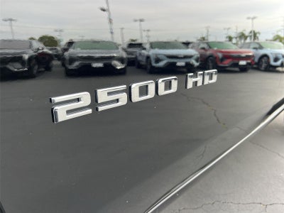 2025 Chevrolet Silverado 2500 HD Custom