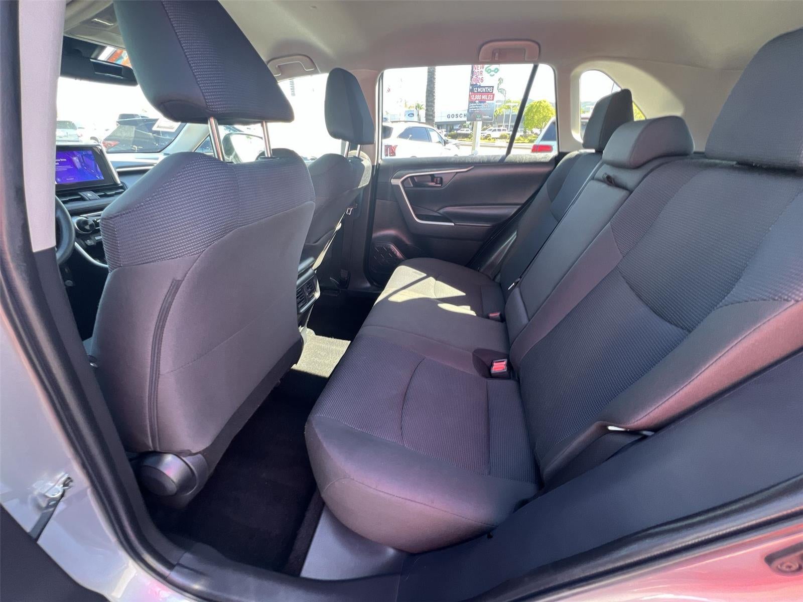 2025 Toyota RAV4 LE