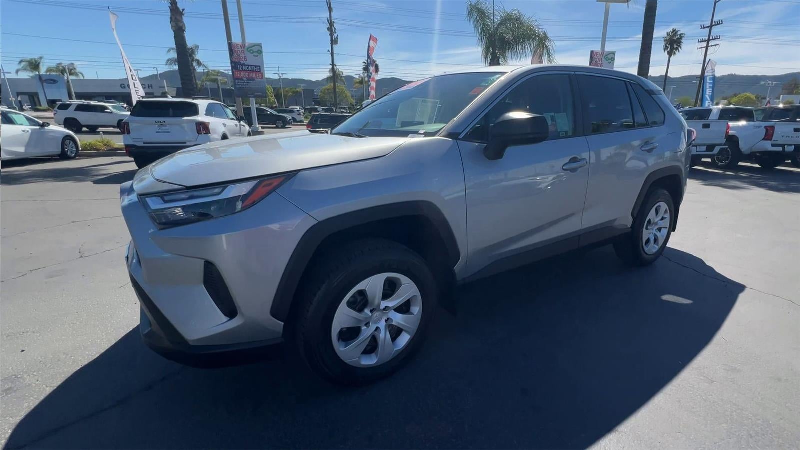 2025 Toyota RAV4 LE