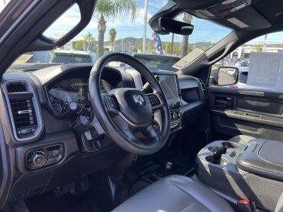 2022 RAM 2500 Tradesman Crew Cab 4x4 6'4" Box