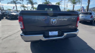 2022 RAM 2500 Tradesman Crew Cab 4x4 6'4" Box