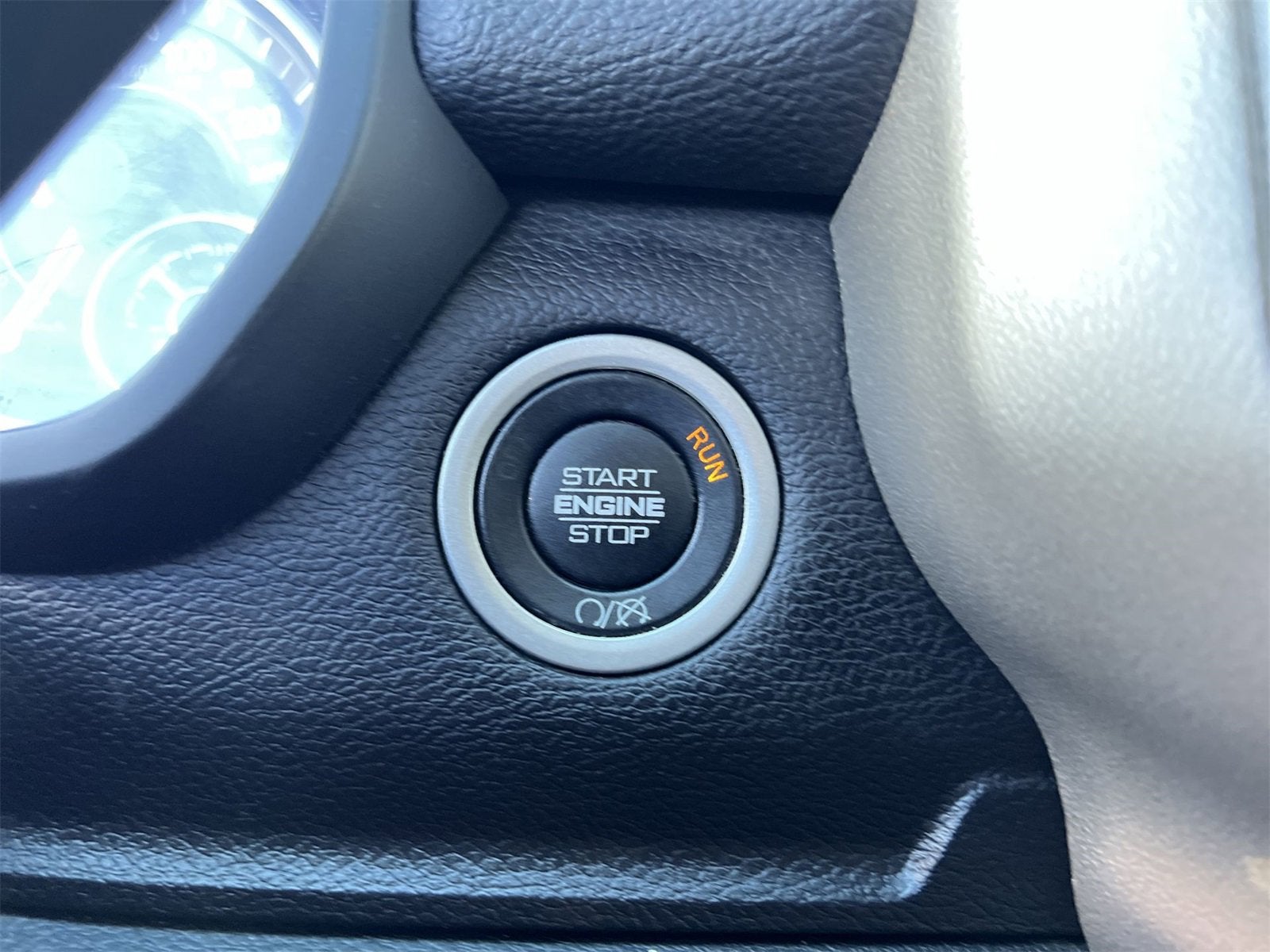 2022 RAM 2500 Laramie Crew Cab 4x4 6'4" Box