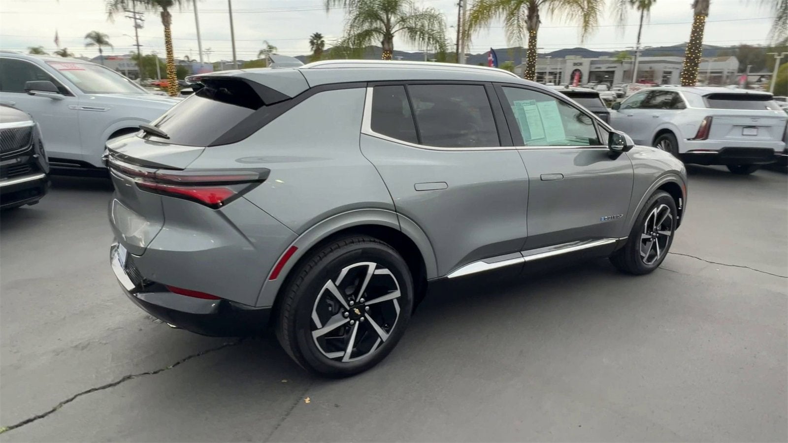 2025 Chevrolet Equinox EV LT