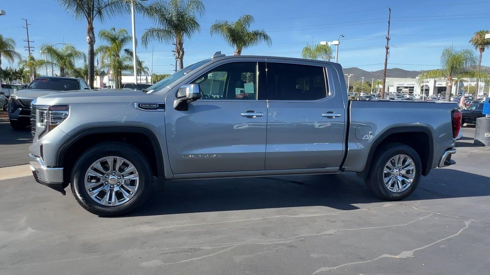 2025 GMC Sierra 1500 SLT