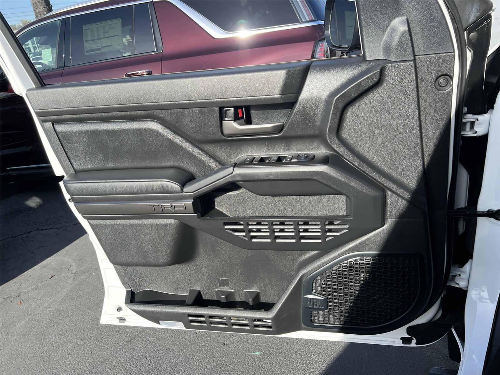 2024 Toyota Tacoma 4WD SR5