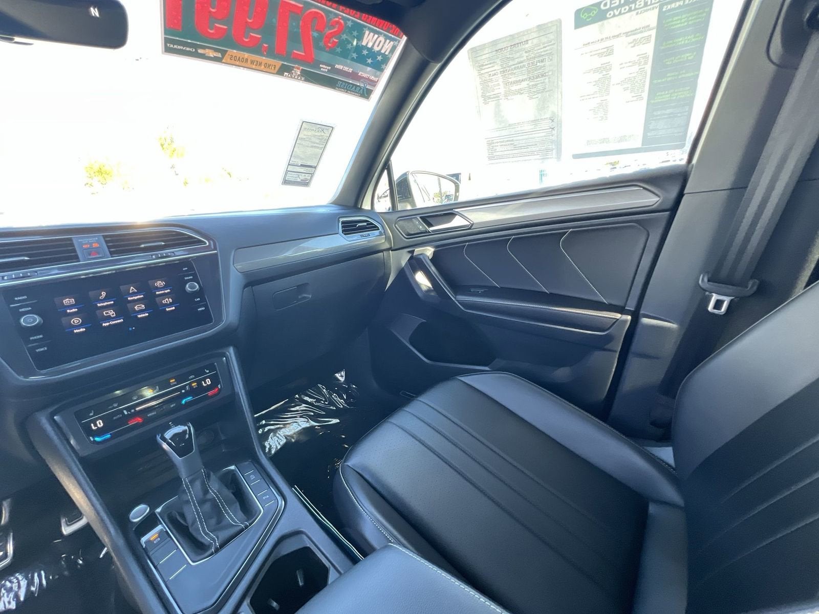 2024 Volkswagen Tiguan 2.0T SE R-Line Black