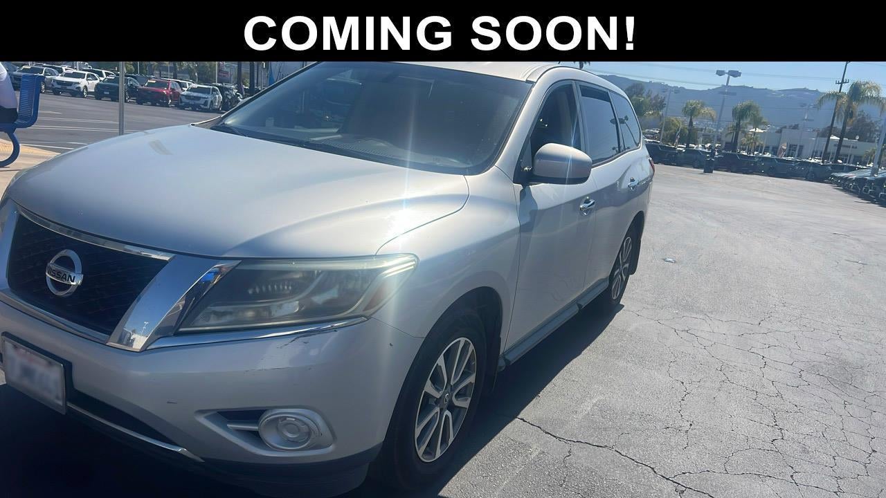 2014 Nissan Pathfinder S