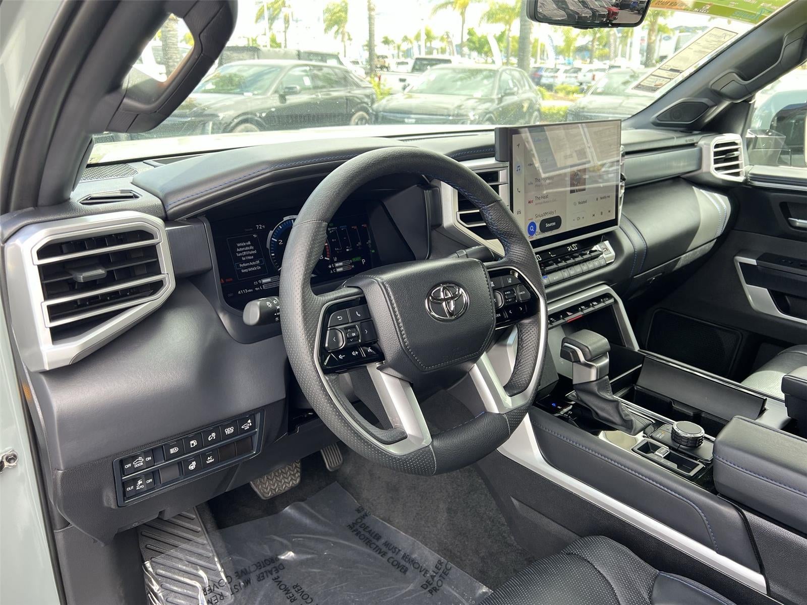 2025 Toyota Tundra Hybrid Platinum Hybrid CrewMax 5.5' Bed