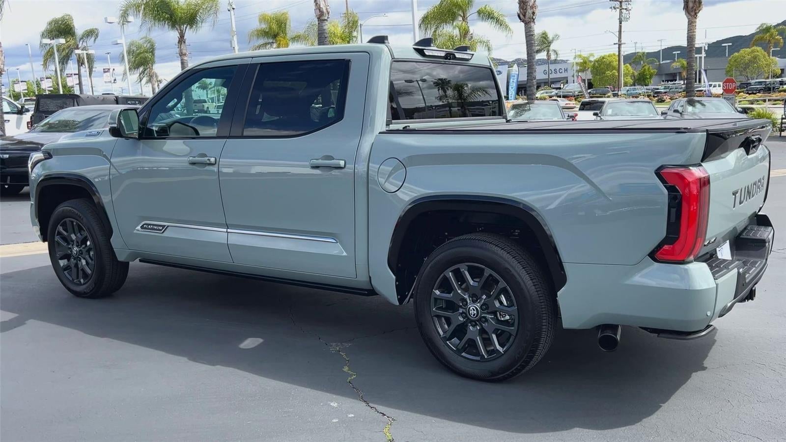 2025 Toyota Tundra Hybrid Platinum Hybrid CrewMax 5.5' Bed