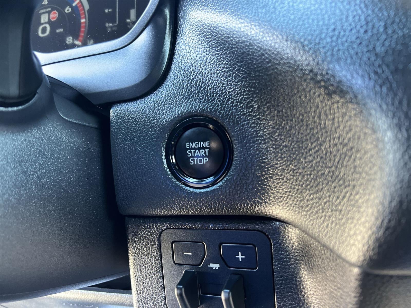 2026 Toyota Tundra Limited CrewMax 5.5' Bed
