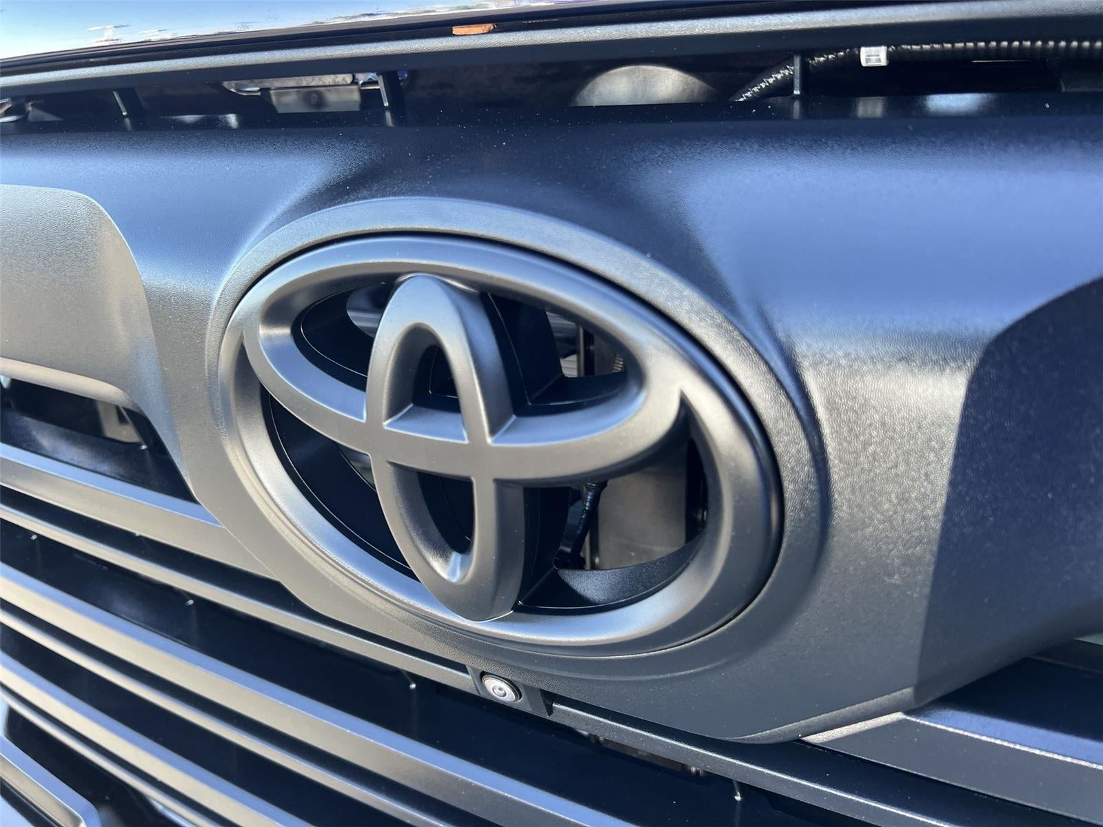 2026 Toyota Tundra Limited CrewMax 5.5' Bed