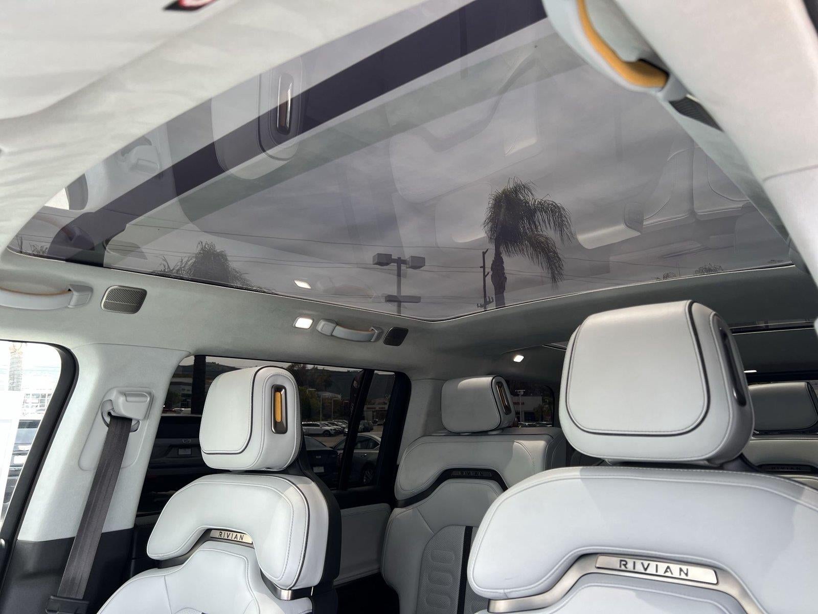 2023 Rivian R1S Adventure