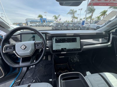2023 Rivian R1S Adventure
