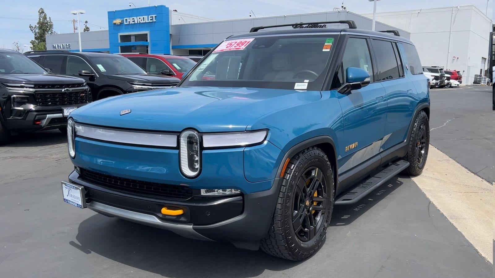 2023 Rivian R1S Adventure