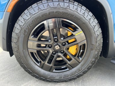 2023 Rivian R1S Adventure