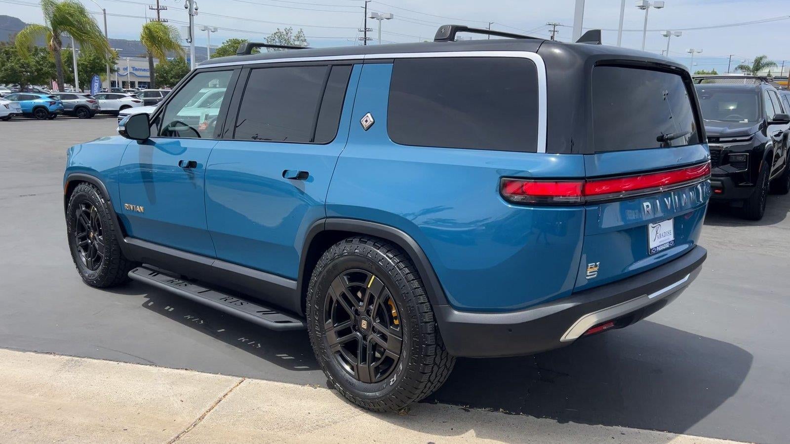 2023 Rivian R1S Adventure
