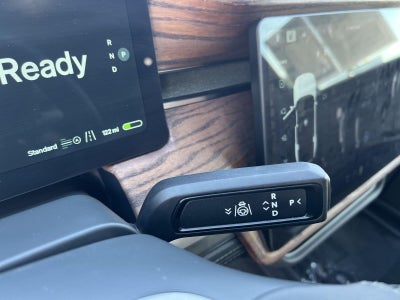 2024 RIVIAN R1S Adventure