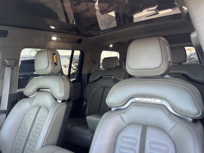 2024 RIVIAN R1S Adventure