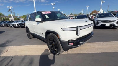 2024 RIVIAN R1S Adventure