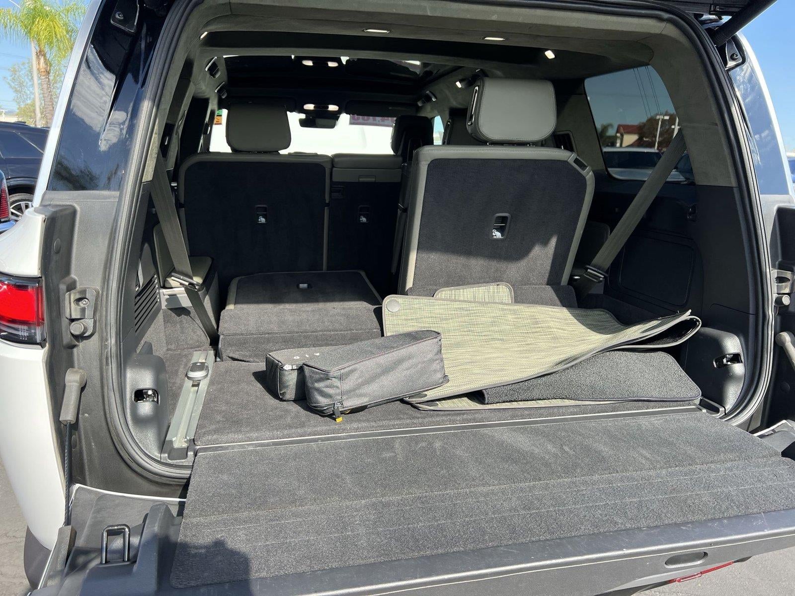 2024 RIVIAN R1S Adventure