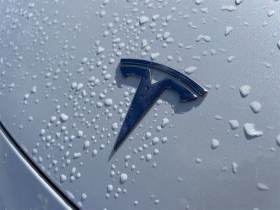 2025 Tesla Model Y Long Range