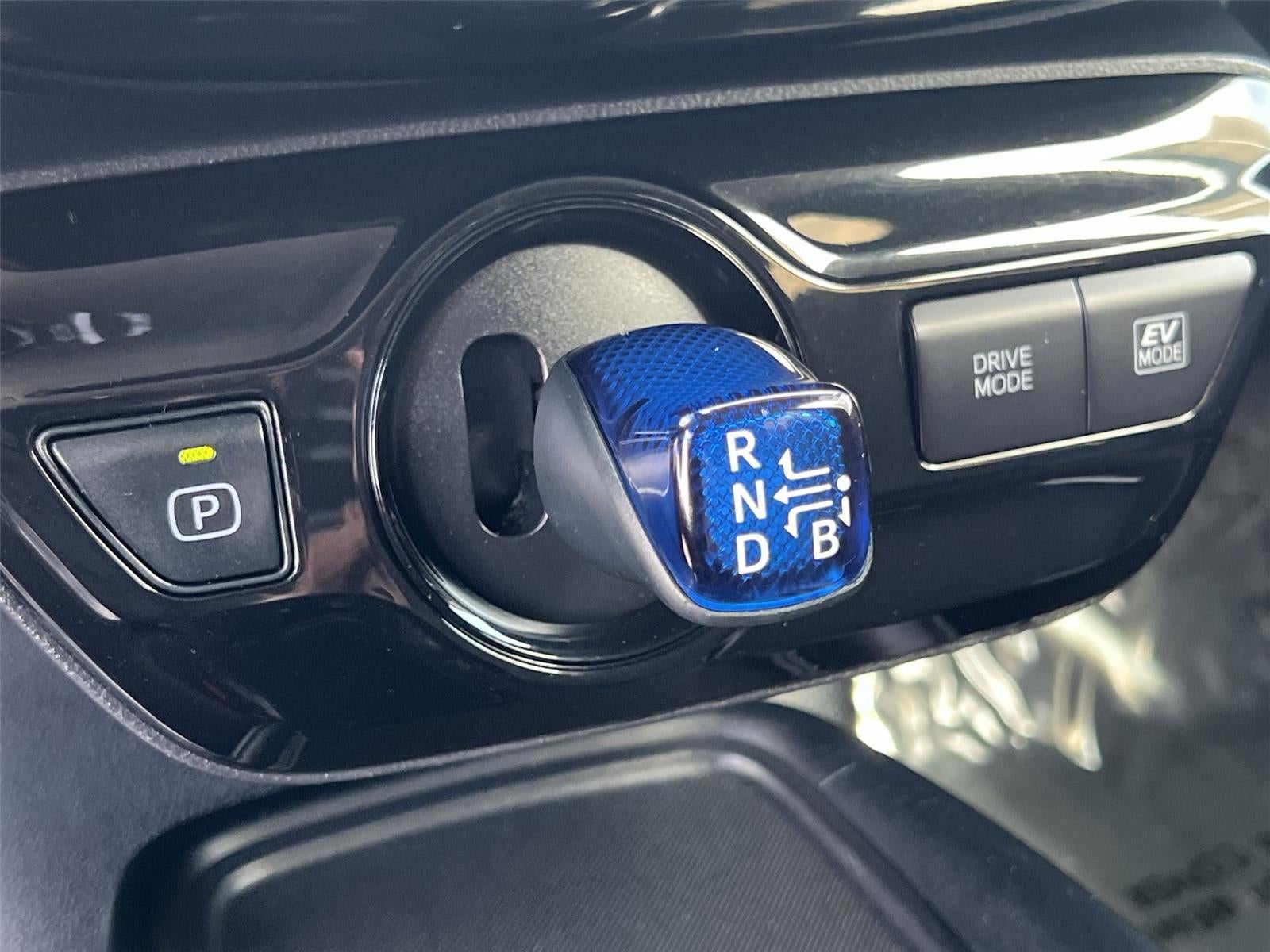 2022 Toyota Prius L Eco