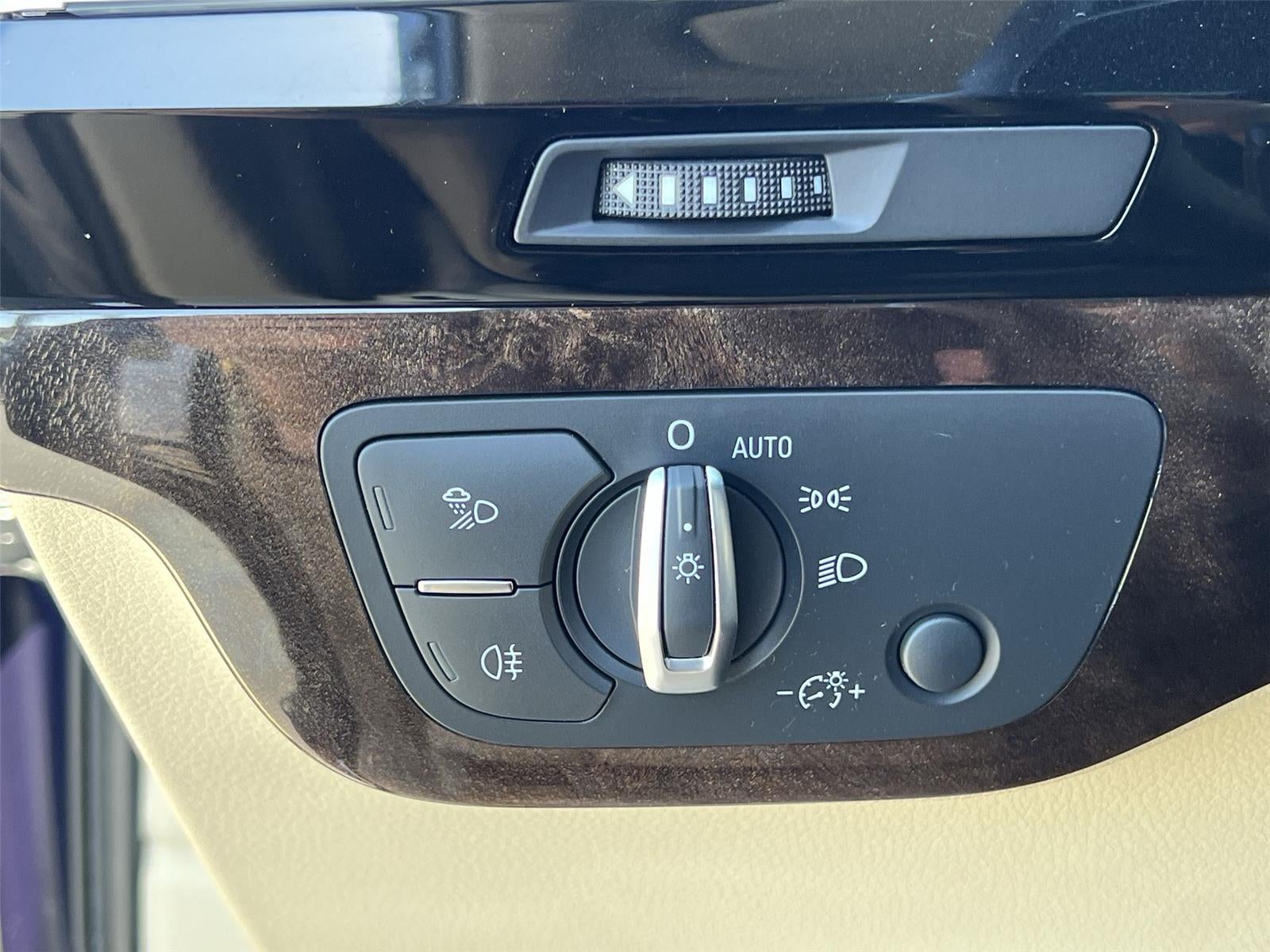 2019 Audi Q7 Premium Plus