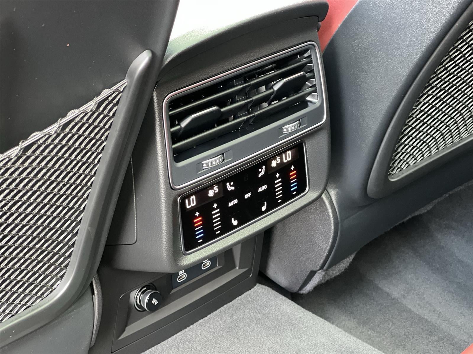 2023 Audi SQ7 Prestige TFSI quattro Tiptronic