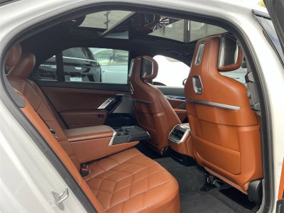 2024 BMW 760i xDrive