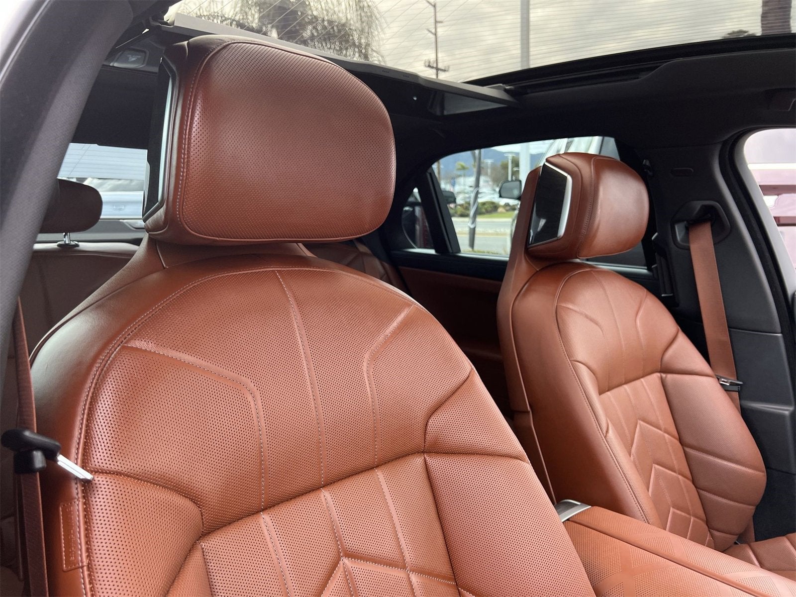 2024 BMW 760i xDrive