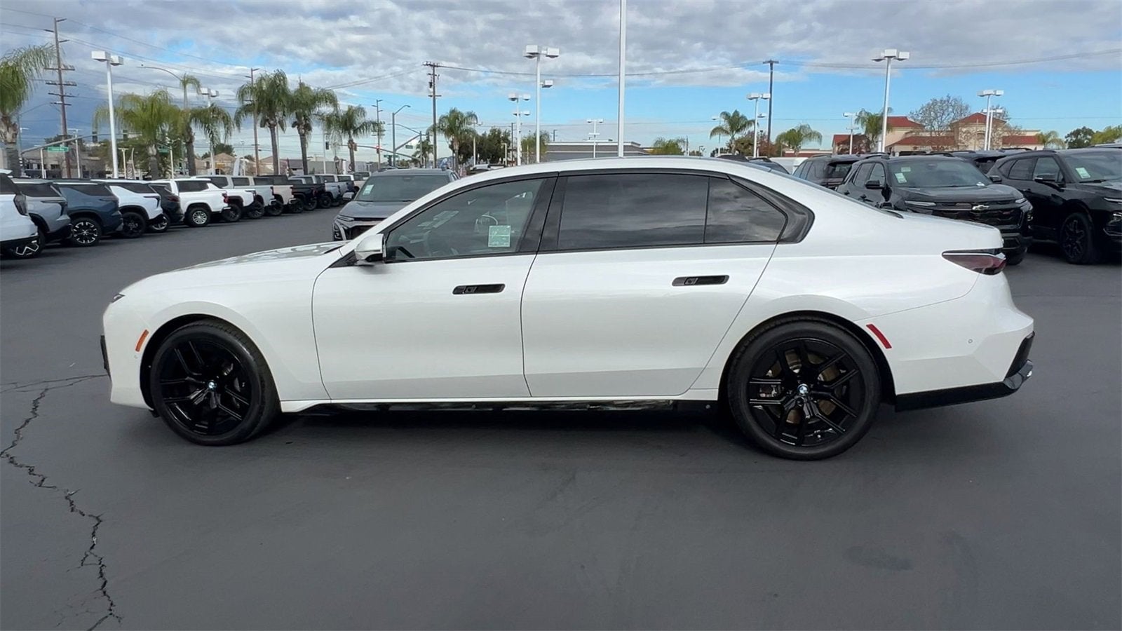 2024 BMW 760i xDrive