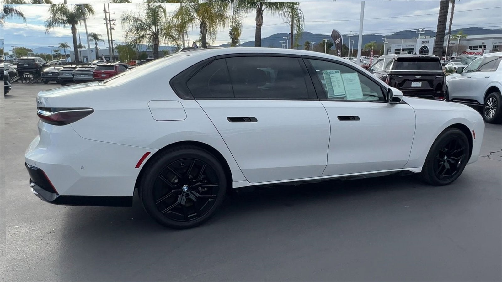 2024 BMW 760i xDrive